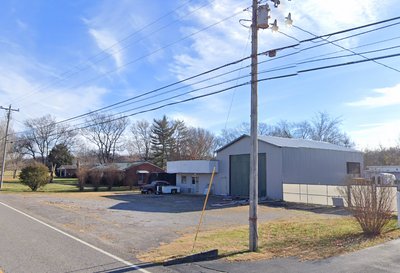 20×10 self storage unit at 1749 Fairfield Pike Shelbyville, Tennessee