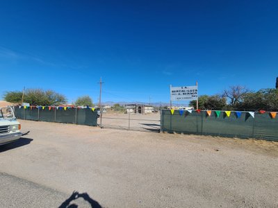40 x 8 Lot in Tucson, Arizona