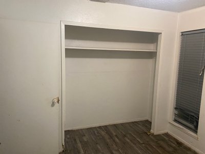 10×12 self storage unit at 715 Beckleymeade Ave Dallas, Texas