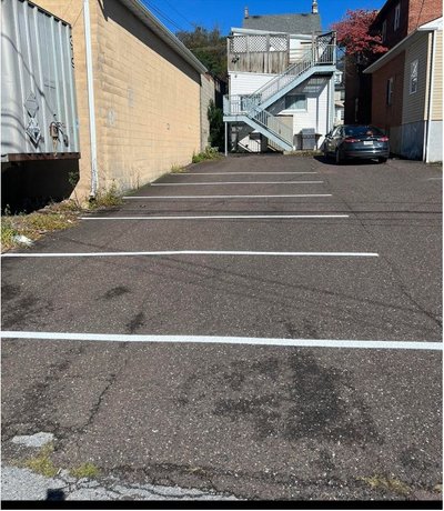 10 x 20 Parking Lot in Pottstown, Pennsylvania