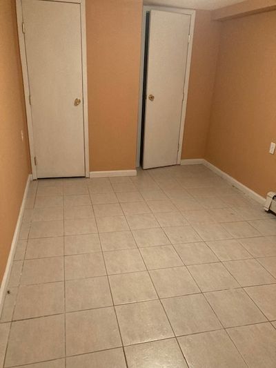 15 x 15 Basement in Floral park, New York