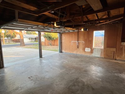 Medium 10×20 Garage in Lodi, California
