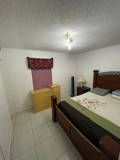 11 x 11 Bedroom in Lutz, Florida