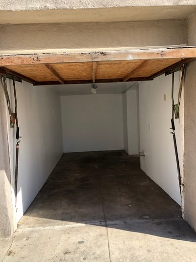 20 x 10 Garage in Long Beach, California