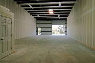 Large 20×90 Warehouse in Humble, Texas