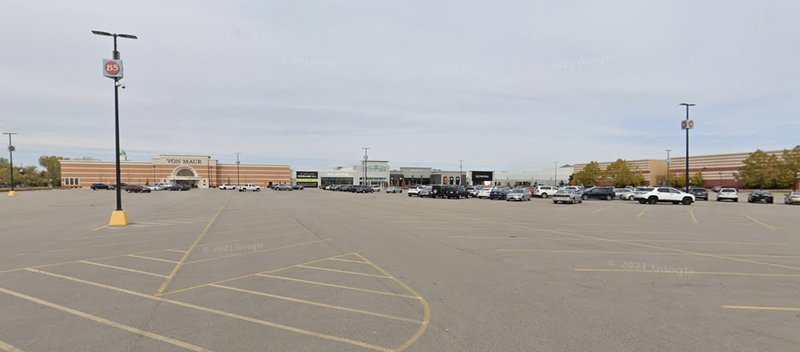 Neighbor Fleet Parking monthly parking in Grand Rapids, Michigan