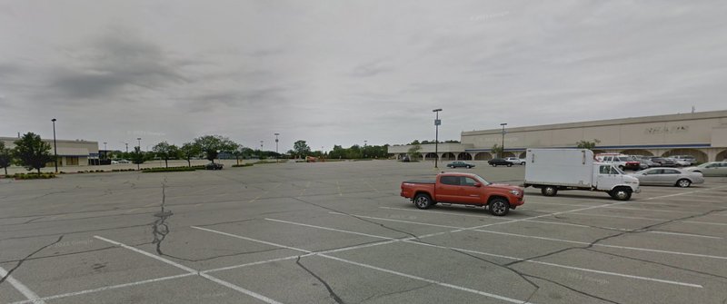 Neighbor Fleet Parking monthly parking in Grand Rapids, Michigan