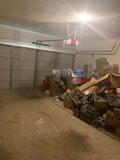 Medium 10×20 Garage in Plano, Texas
