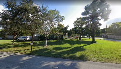 20 x 20 Unpaved Lot in Palmetto Bay, Florida