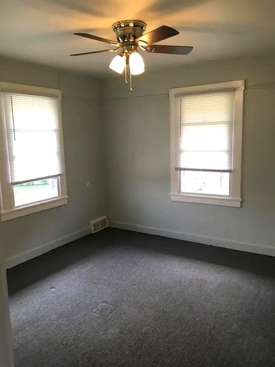10 x 10 Bedroom in Clairton, Pennsylvania