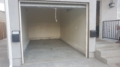 17×10 self storage unit at 406 E 84th Pl Los Angeles, California