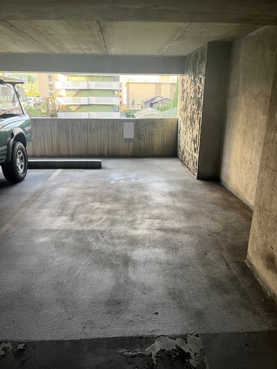 20 x 9 Parking Garage in Honolulu, Hawaii near [object Object]
