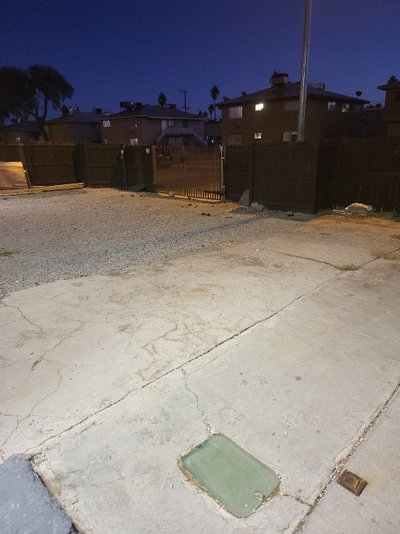 20 x 10 Unpaved Lot in LAS vegas, Nevada near [object Object]