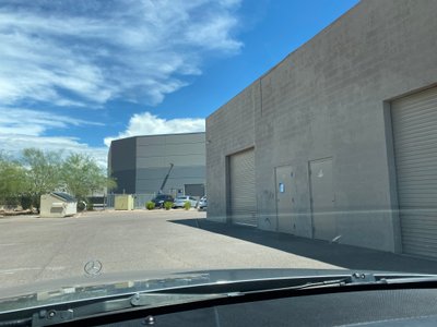 Large 25×75 Warehouse in Scottsdale, Arizona