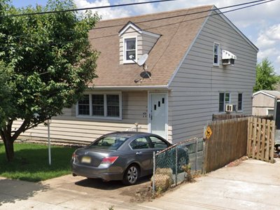 10 x 10 Bedroom in South Amboy, New Jersey