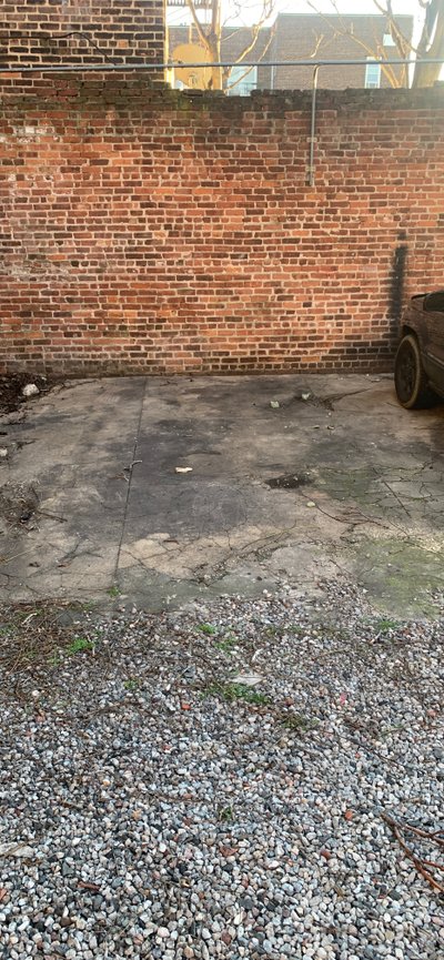 20×10 Unpaved Lot in Newark, New Jersey