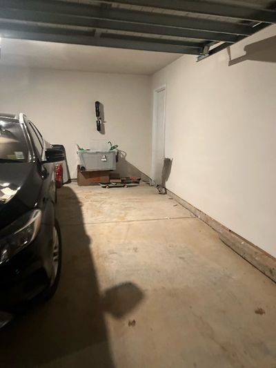 20 x 10 Garage in Charlotte, North Carolina