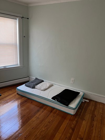 Medium 10×20 Bedroom in Boston, Massachusetts