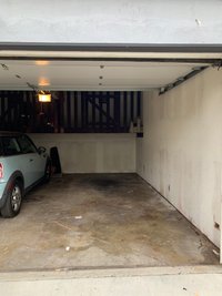 20 x 10 Garage in Beverly Hills, California