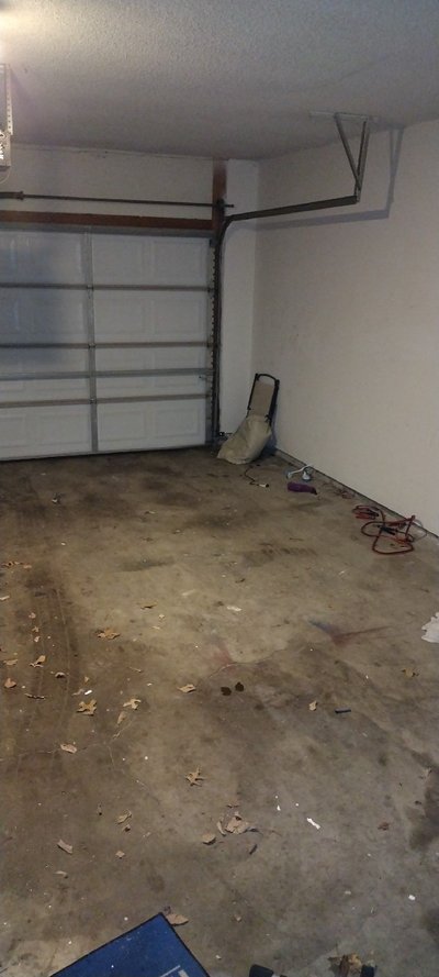 20 x 10 Garage in Springfield, Missouri