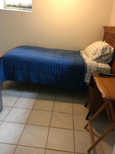 Small 5×10 Bedroom in Milwaukee, Wisconsin