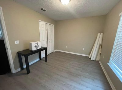 Small 10×10 Bedroom in Kissimmee, Florida