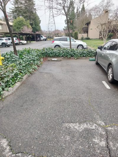 25×9 Parking Lot in Sacramento, California