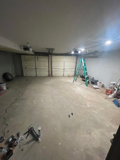 20 x 20 Garage in Philadelphia, Pennsylvania