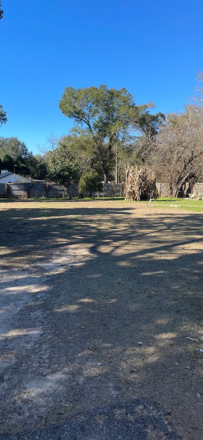 20 x 10 Unpaved Lot in Quincy, Florida