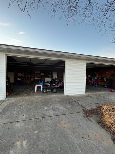 Small 10×20 Garage in Falkville, Alabama