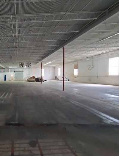 20 x 10 Warehouse in Dallas, Georgia