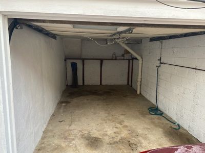 Small 10×20 Garage in Filadelfia, Pennsylvania