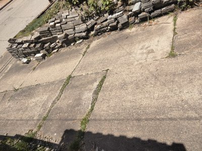 Small 15×20 Driveway in Pittsburgh, Pennsylvania