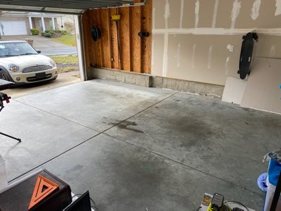 10 x 10 Garage in Lake Park, North Carolina