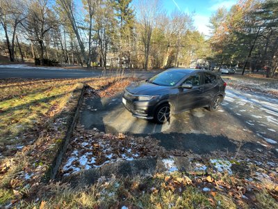 20 x 10 Parking Lot in Nashua, New Hampshire near [object Object]