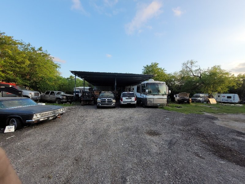 Neighbor Vehicle Storage vehicle storage in San Antonio, Texas