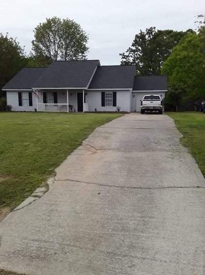 undefined x undefined Driveway in Fountain Inn, South Carolina
