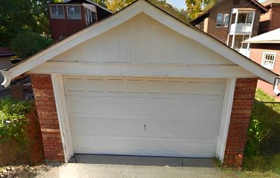 20×10 self storage unit at 3738 Roswell Ave St. Louis, Missouri