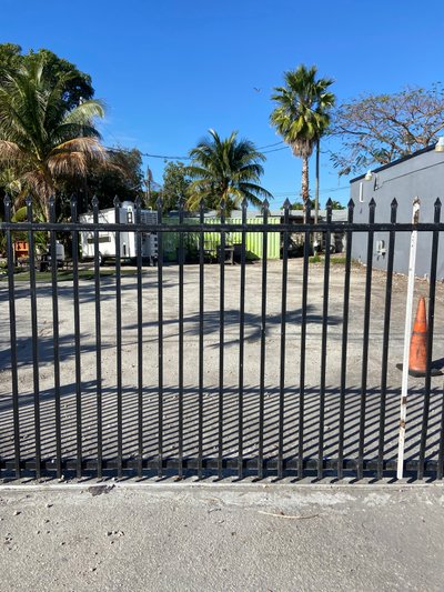 Small 10×20 Parking Lot in Miami, Florida