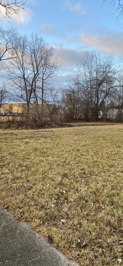 undefined x undefined Unpaved Lot in Waukegan, Illinois
