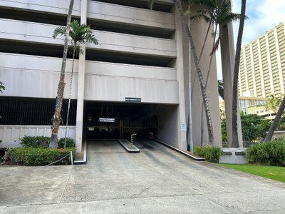 35×9 Parking Garage in Honolulu, Hawaii