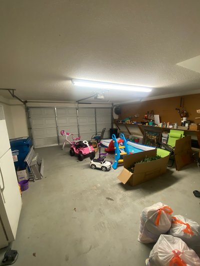 28 x 25 Garage in Wilmington, North Carolina