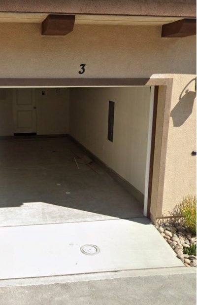 20 x 10 Garage in Chula Vista, California near [object Object]