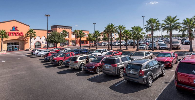 Neighbor Fleet Parking long term parking in Laredo, Texas