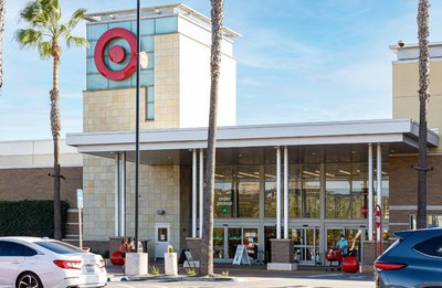 20 x 40 outdoor monthly parking in Whittier, California