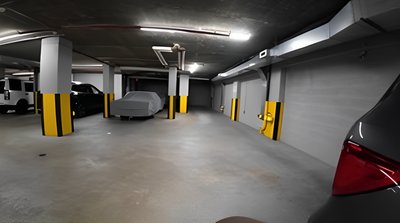 20 x 10 Parking Garage in Long Island City, New York