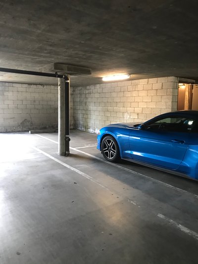15 x 9 Parking Garage in Los Angeles, California