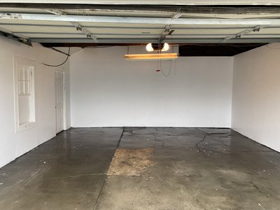 17 x 17 Garage in Valley Stream, New York near [object Object]