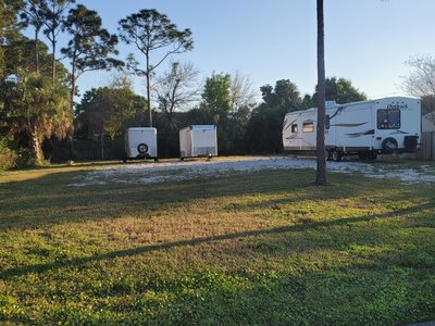 user review of 40 x 10 Unpaved Lot in Port St. Lucie, Florida