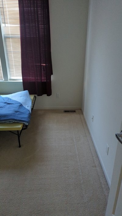 Large 20×20 Bedroom in Ypsilanti, Michigan